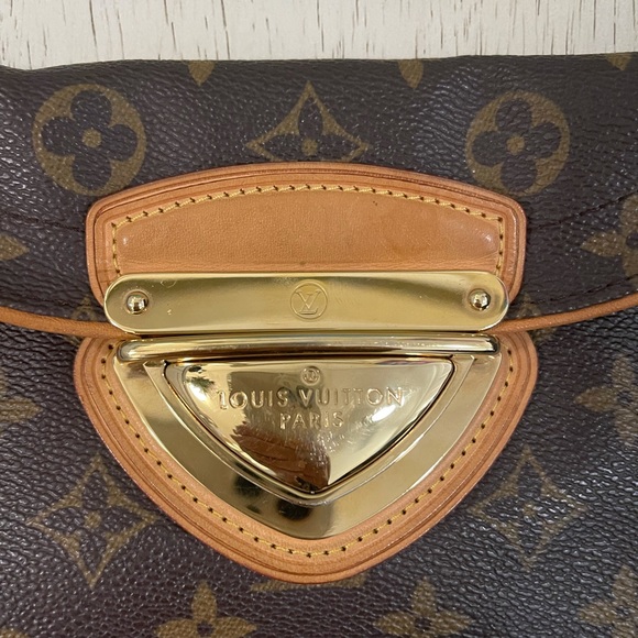 Authentic Louis Vuitton Monogram Beverly Pochette - Picture 6 of 15